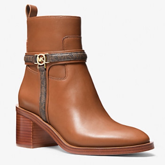 NEW Michael Kors Tan Ankle Booties with Gold Accent size 9 - Picture 1 of 4
